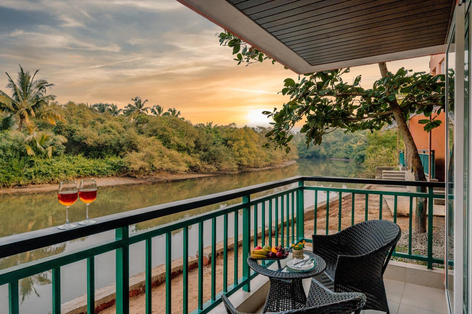 Mandrem Beach Resort, A Member Of Radisson Individuals Retreat Kültér fotó