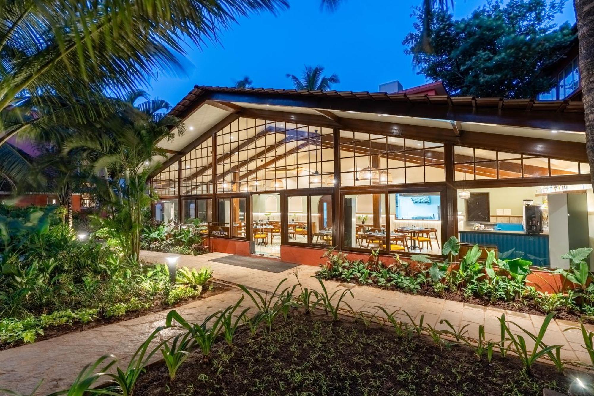Mandrem Beach Resort, A Member Of Radisson Individuals Retreat Kültér fotó