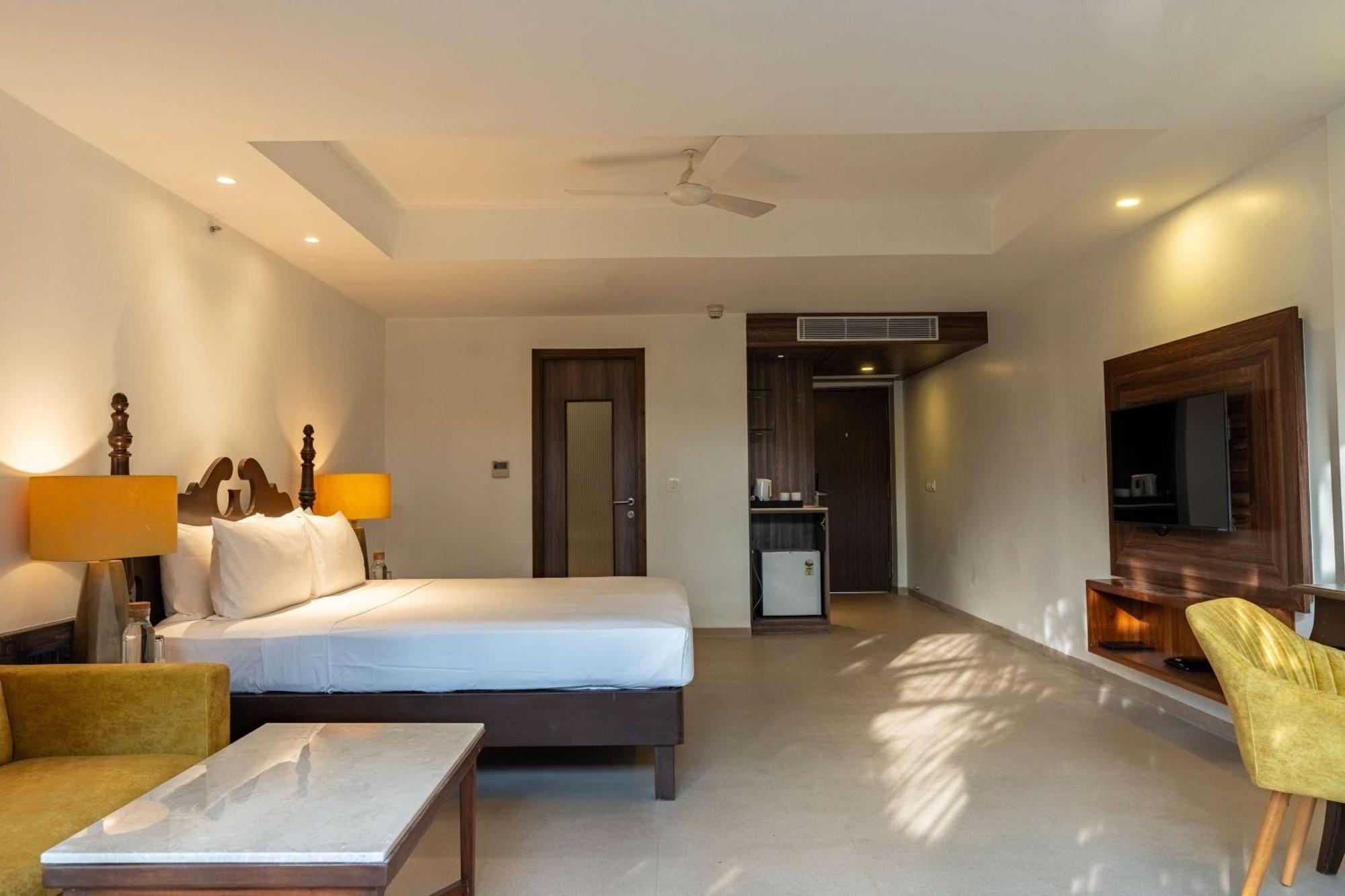 Mandrem Beach Resort, A Member Of Radisson Individuals Retreat Kültér fotó